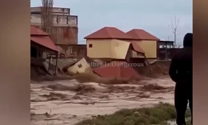 Inundatii in urma ploilor torentiale in Daghestan Rusia FOTO: captură video YT
