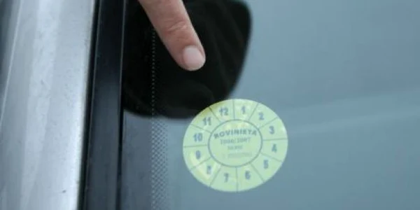 Rovinieta electronică nu va mai necesita şi autocolant