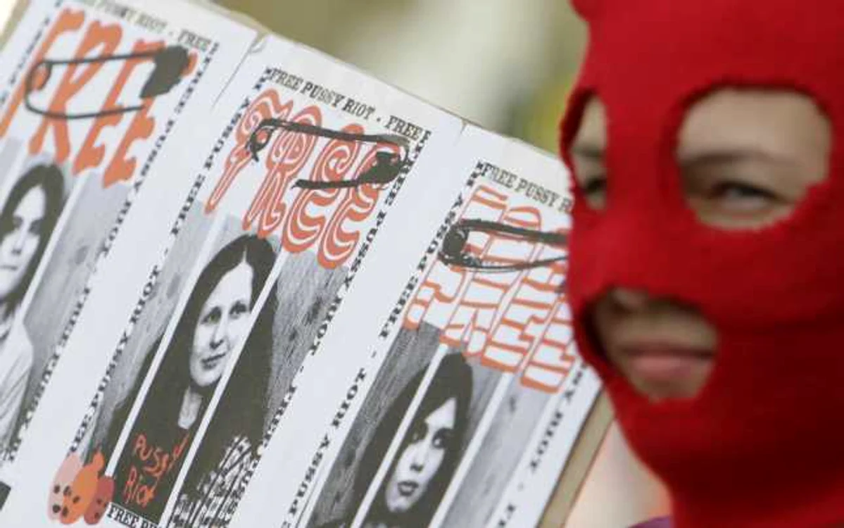 Activistă Pussy Riot (Rusia)