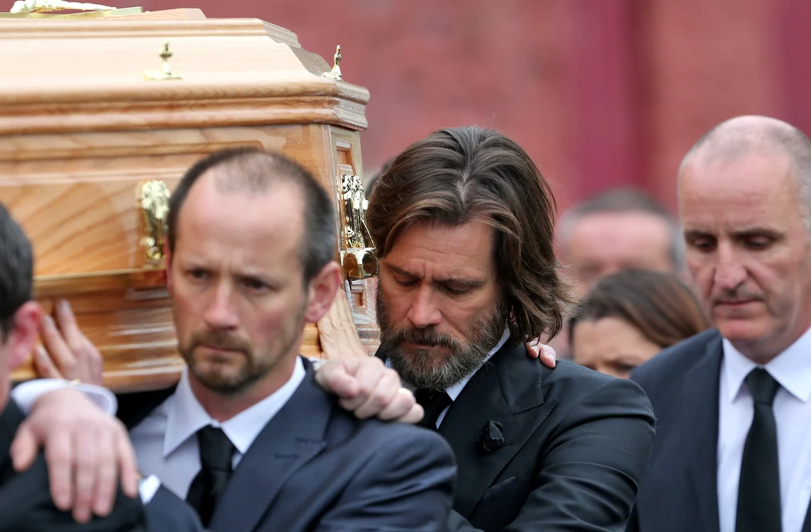 jim carrey inmormantare hepta 2172367 jpg jpeg