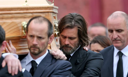 jim carrey inmormantare hepta 2172367 jpg jpeg