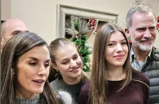 Regele Felipe, Regina Letizia, Sofia și Leonor 2 jpg
