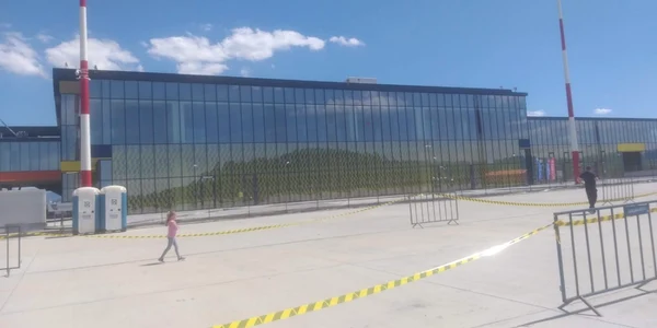 Terminalul viitorului aeroport de la Braşov FOTO Ioan Buciumar