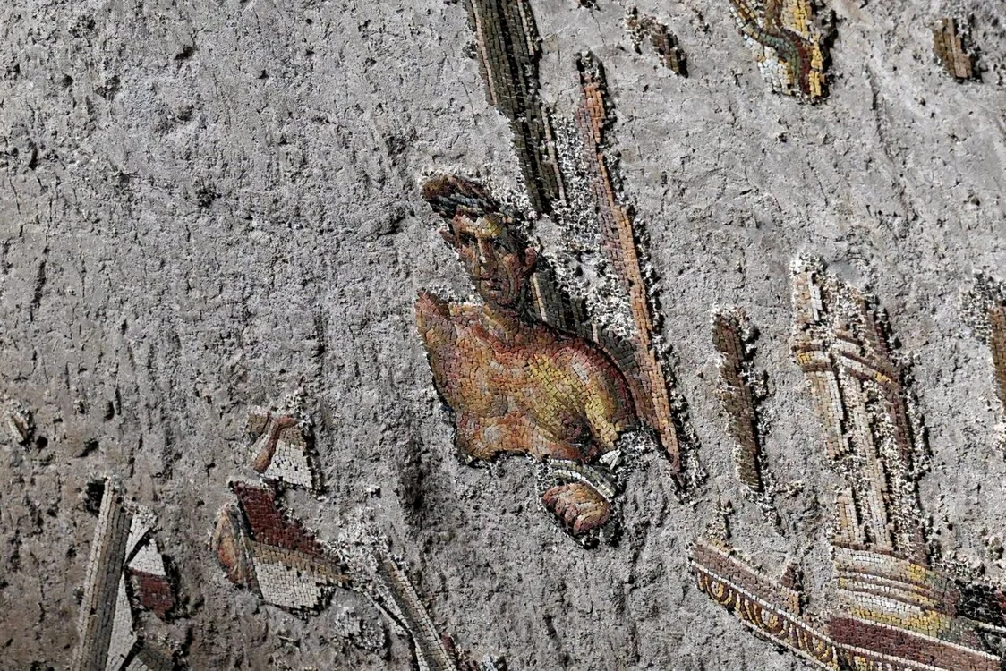 Un fragment din „Marele Mozaic” 
