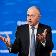 Geoana Foto Facebook jpg