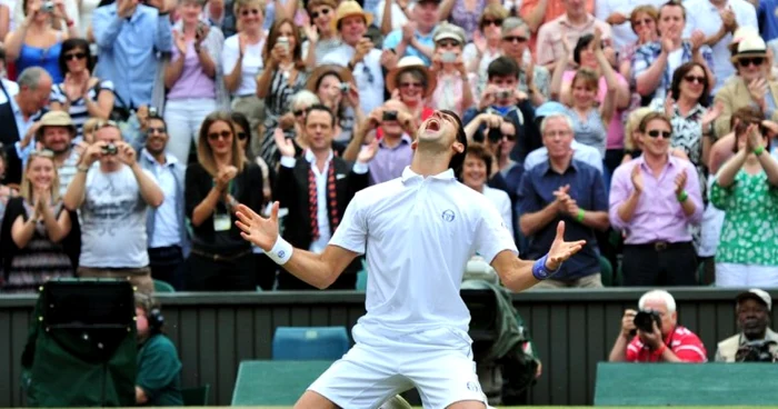 Djokovici se bucură pentru calificarea în finală la Wimbledon şi pentru că va ocupa primul loc ATP