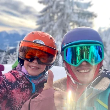 Nicoleta Cîrjan și Iris Anna, fiica lui Nicolae al României. FOTO: Facebook