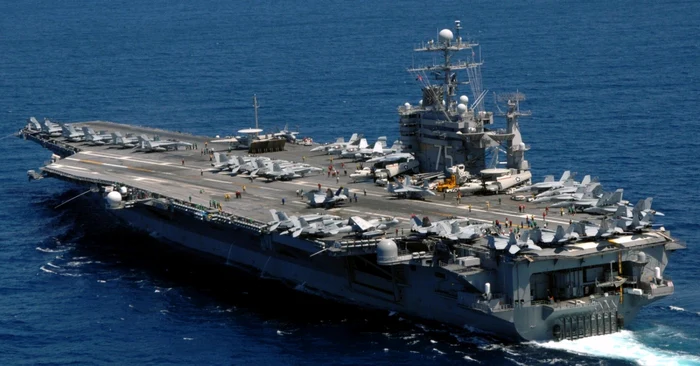 Portavionul  USS Harry S. Truman