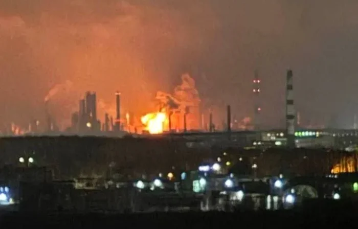 Rafinăria și-a întrerupt operațiunile în urma atacului FOTO Andrii Kovalenko / Telegram