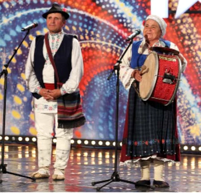 
    Bunica, devenită celebră  după colaborarea cu  „Zdob şi Zdub”, va face  în această seară, la PRO TV,  un număr incendiar (Foto: Pro TV)  