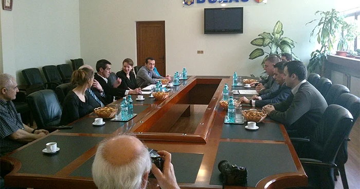Delegaţii belgieni au fost primiţi de conducerea CJ Buzău                                             FOTO: Adevărul.ro