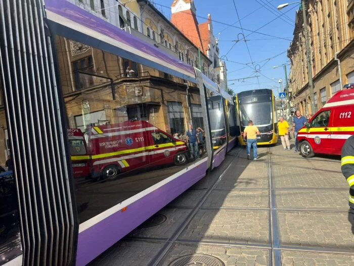 Accident între două tramvaie în Timișoara FOTO: Express de Banat