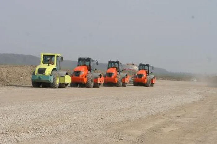 Autostrada Bucureşti - Braşov dărâmă casele la Râfov