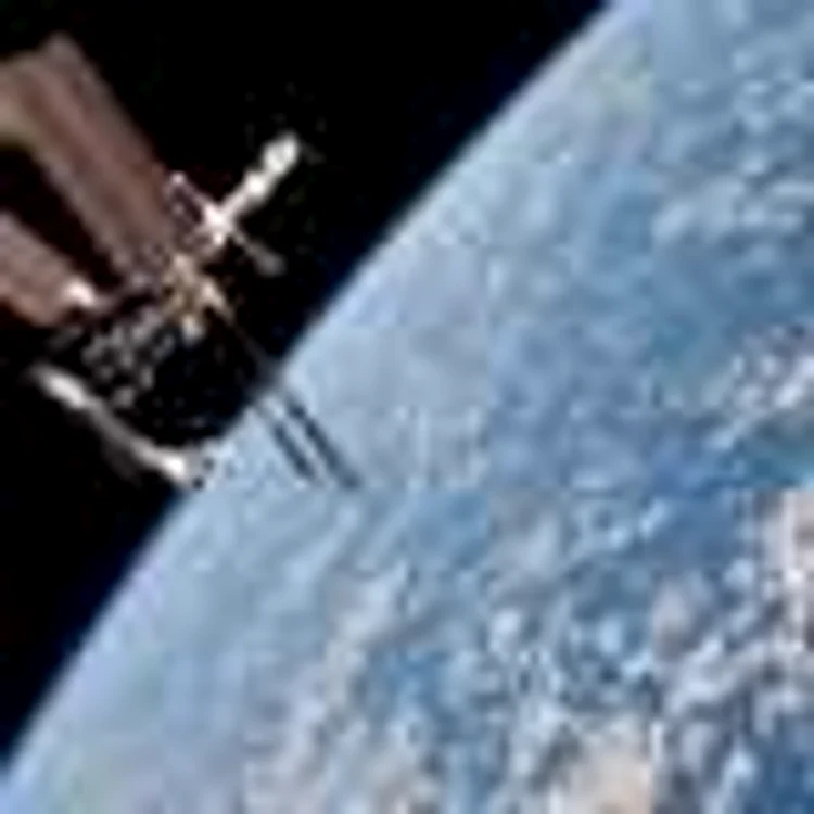Naveta Endeavour, conectată la ISS / Imagini realizate de astronautul italian Paolo Nespolin - sursa: nasa.gov