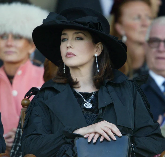 Așa arăta Isabelle Adjani în 2003, la un eveniment hipic organizat în Paris