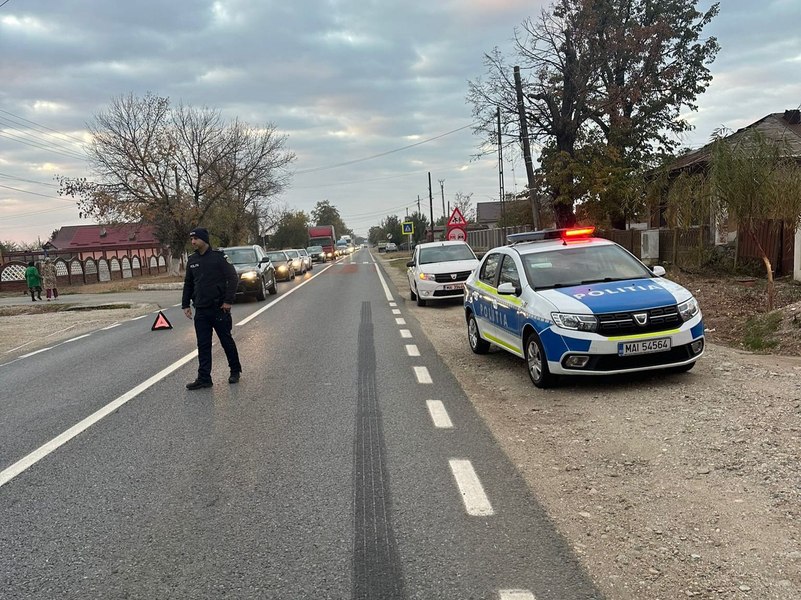 Un bătrân care traversa DN 64, lovit mortal de o mașină. La cât a ajuns numărul morților în accidentele rutiere petrecute în Olt