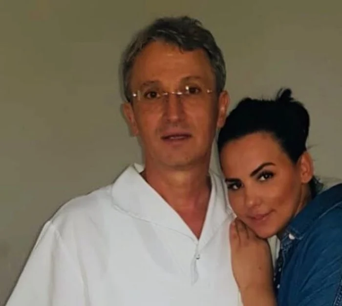 Andreea Bălan şi-a putut ţine fetiţa în braţe după două zile de la naşterea dificilă
