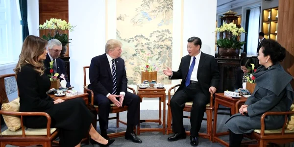 Donald si Melania Trump la Beijing FOTO EPA/ EFE