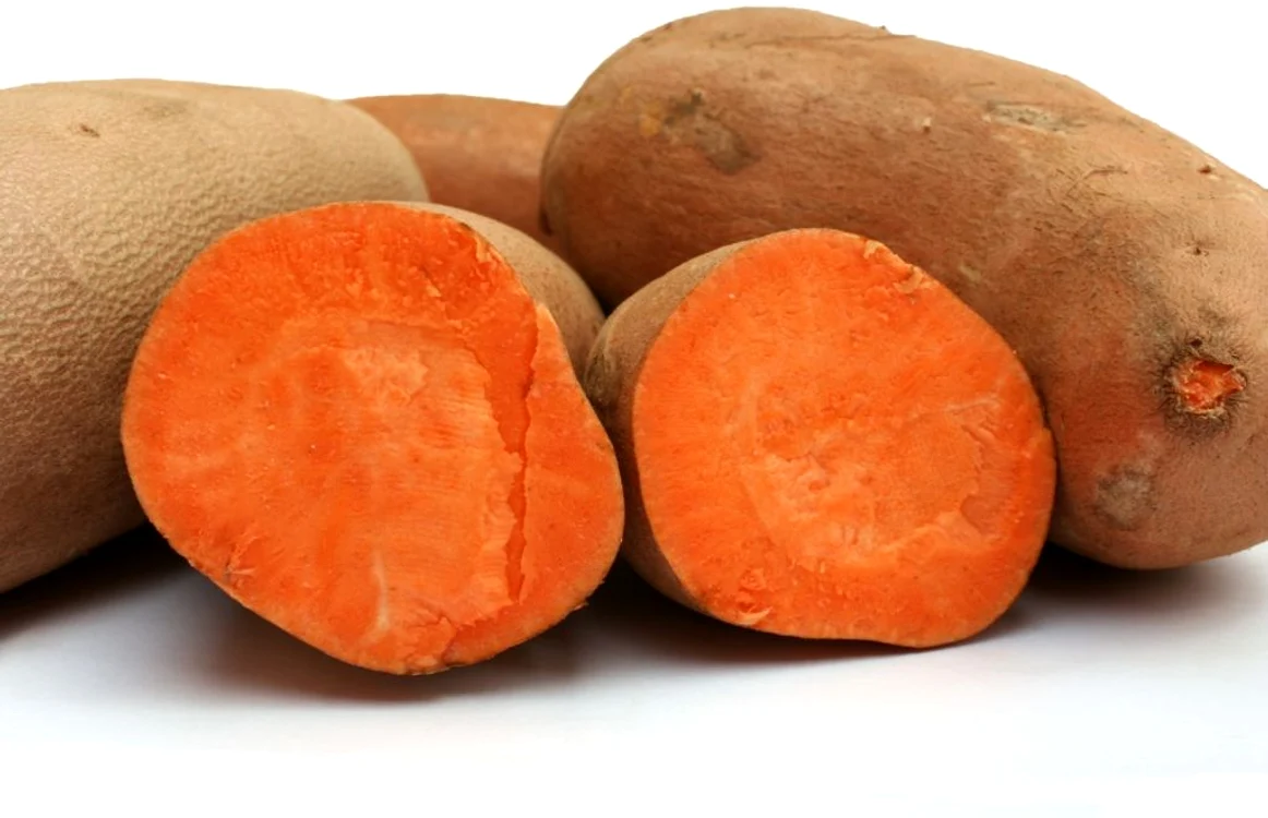 Prin prepararea termică a cartofilor dulci, mai ales prin prăjire, aceştia îşi pierd o mare parte din antioxidanţi.