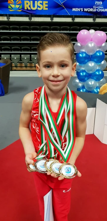 bulgaria urzica jr jpg jpeg