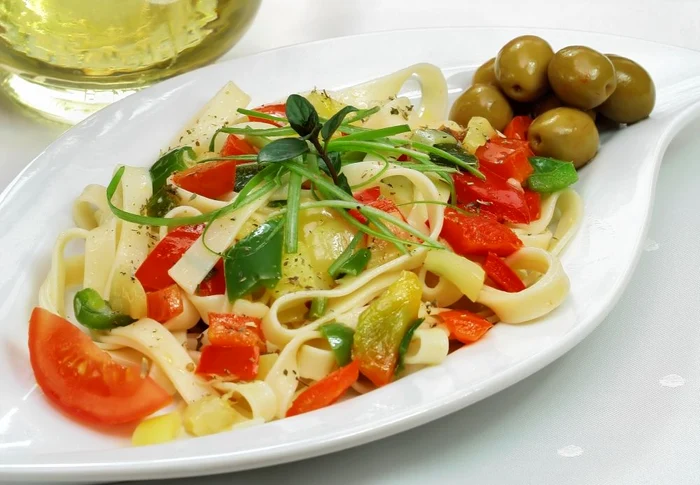 salata paste masline jpeg