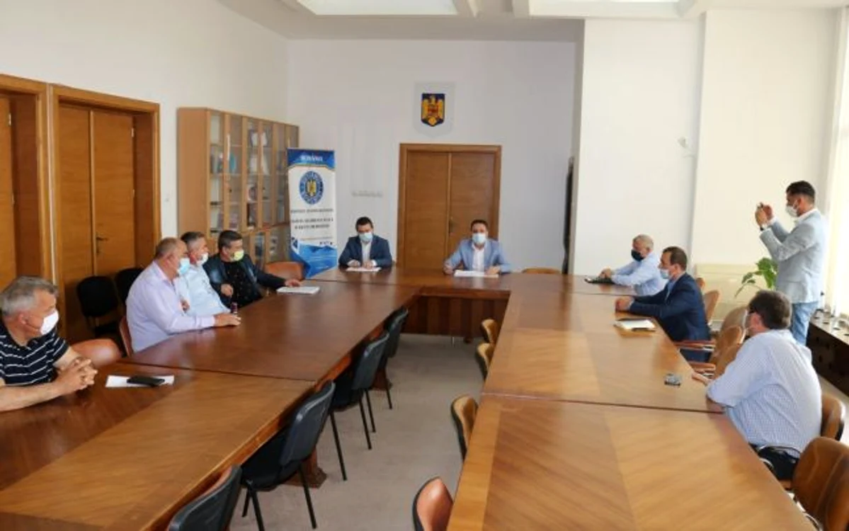 Întâlnirea a avut loc la Prefectura Mehedinţi FOTO Alexandra Georgescu