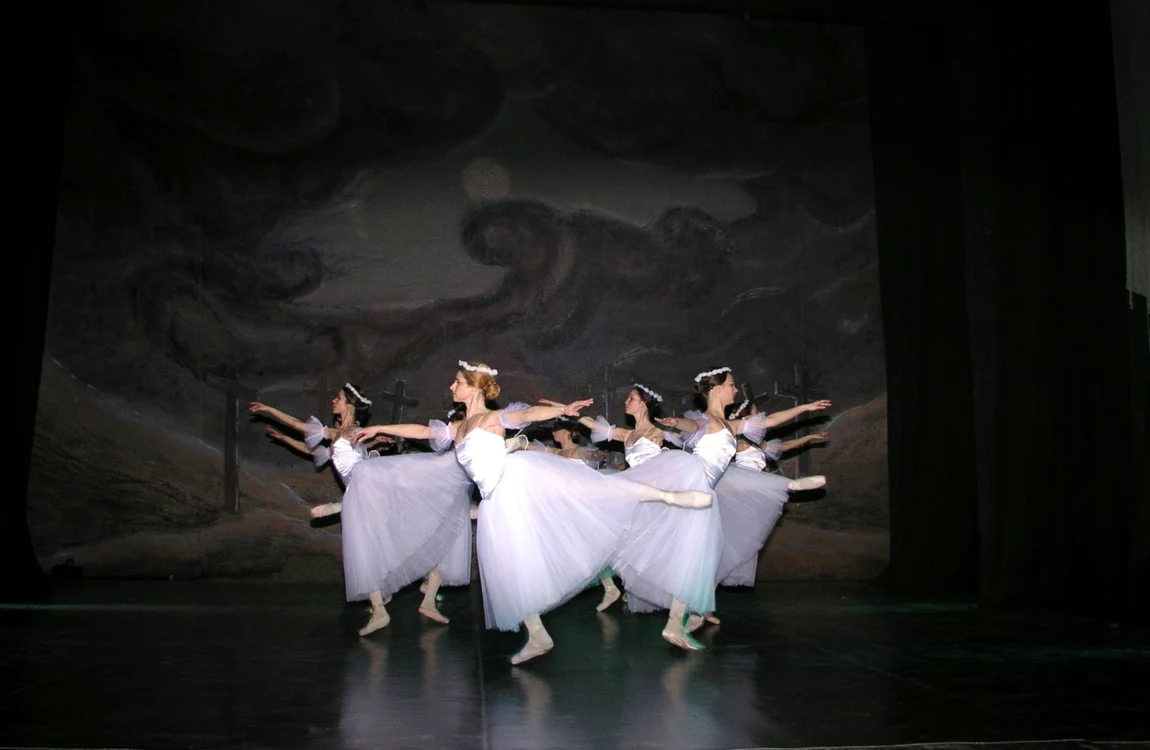 Premiile s-au decernat la Teatrul Naţional „Vasile Alecsandri” din Iaşi. FOTO Adevărul
