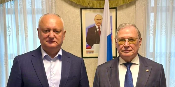 Igor Dodon Oleg Ozerov FOTO Facebook jpg