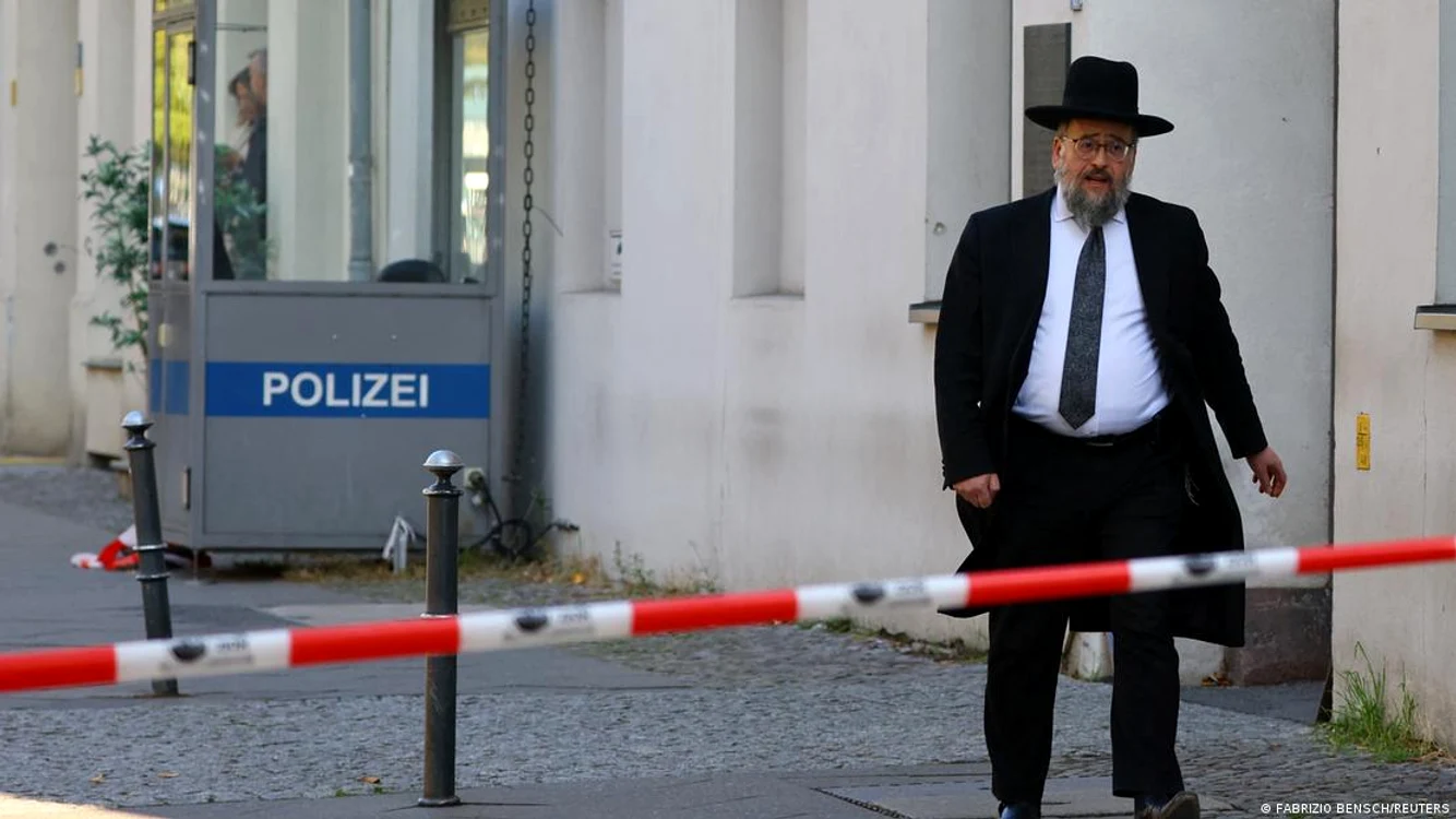 Anchetă după un atac cu cocktailuri Molotov asupra unei sinagogi din Berlin la 18 octombrie