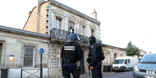 jandarmi francezi