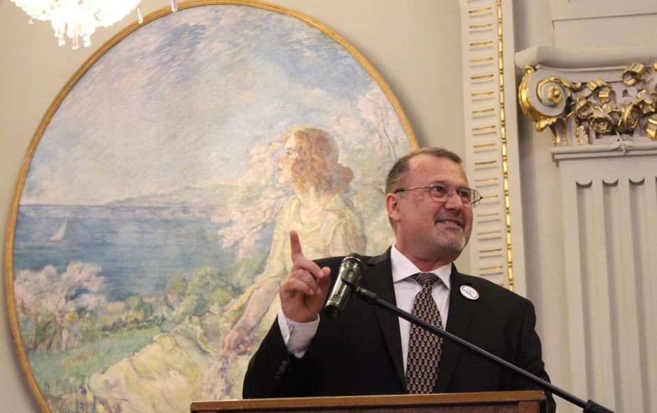 Care este cel mai bogat prezidențiabil. Candidaţii independenţi „conduc” în faţa celor „de partid” la capitolul averi
