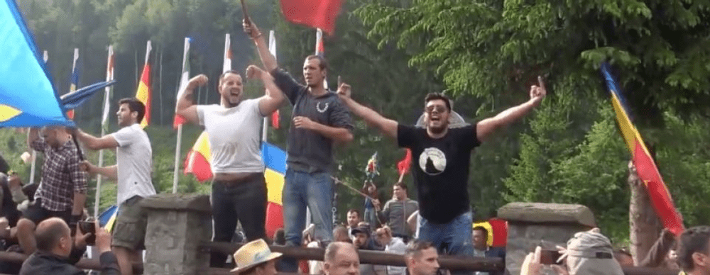 Pedeapsă pentru violențele de la Valea Uzului. Ultrasul care a distrus o cameră TV, obligat la despăgubiri substanțiale