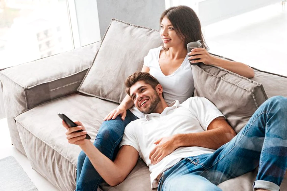 
    Televizorul, un obiect fără de care nu putem trăi FOTO Shutterstock  clickpentrufemei.ro  