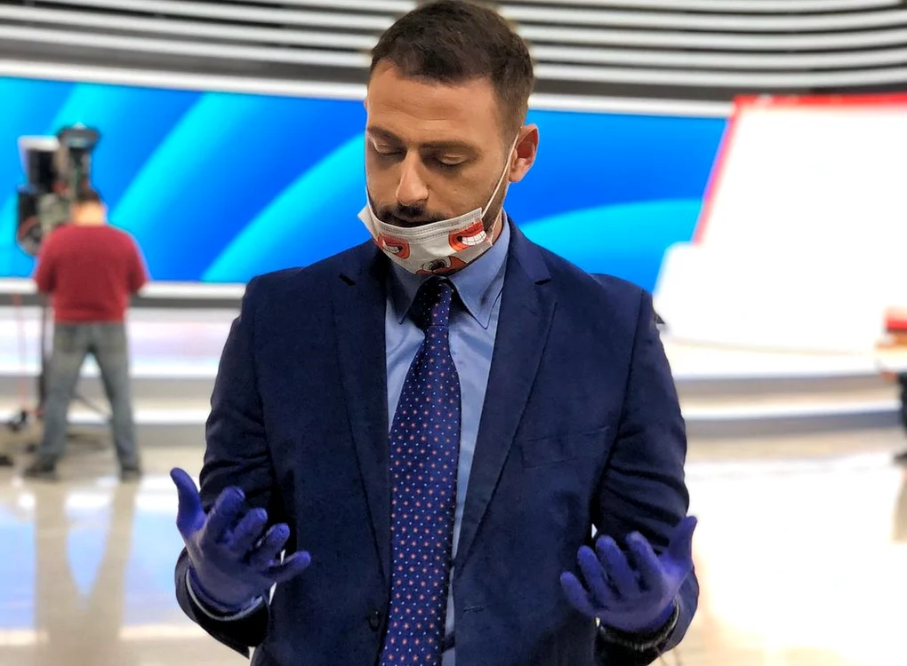 Radu Andrei Tudor, prezentator TVR