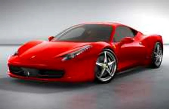 Italienii sunt nevoiţi să renunţe la maşinile Ferrari
