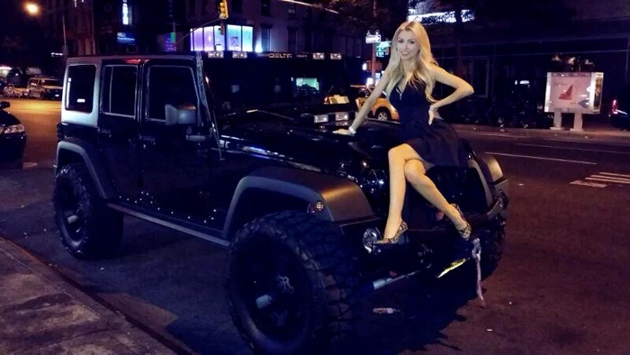 Andreea Bălan, pe capota Bestiei