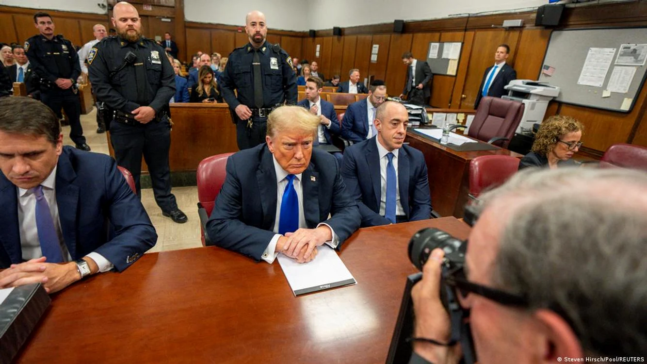Donald Trump în faţa judecătorilor