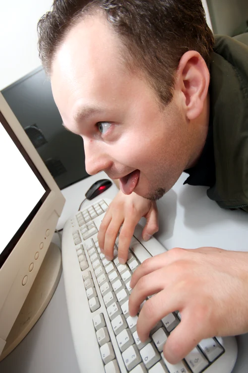 Dependenţa de pornografie duce la modificări chimice la nivelul creieruluiFoto Shutterstock