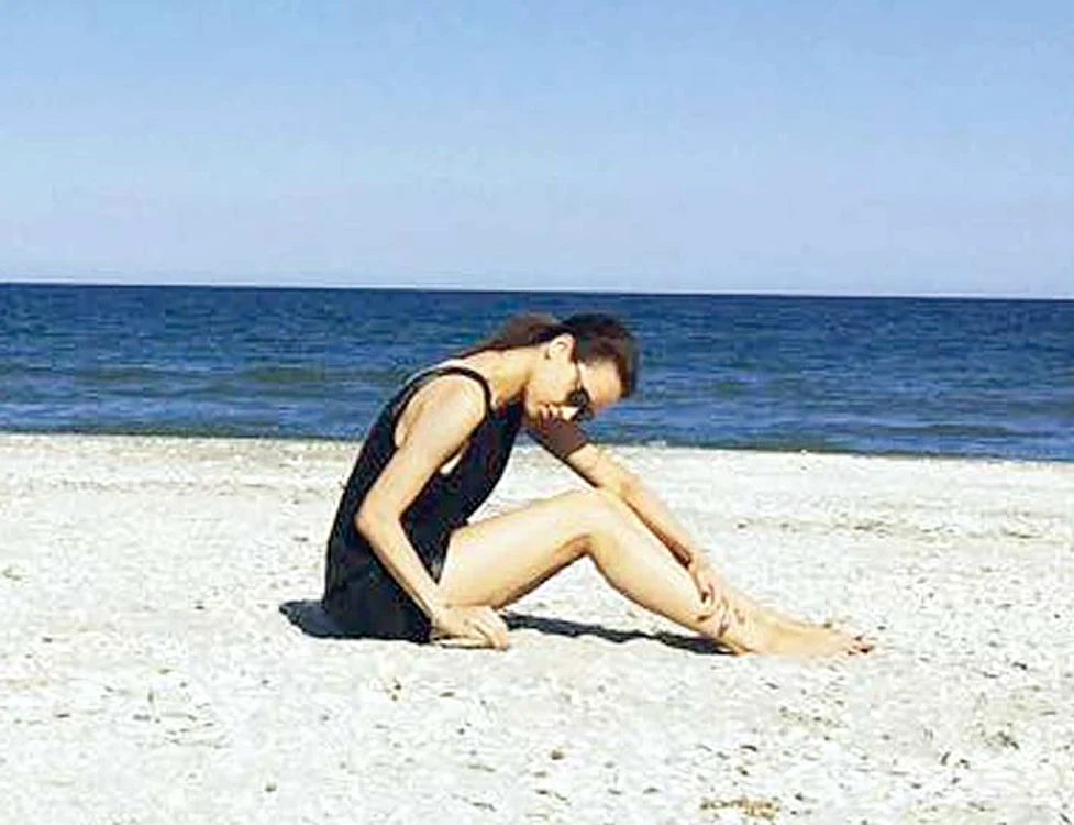 Andreea Raicu –  37 de ani, 55 kg. Fosta vedetă Prima TV adoră plajele pustii
