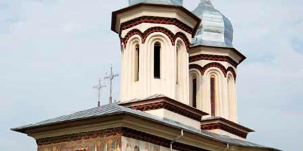 biserica subesti foto cj arges jpg