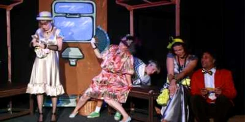 Buzoienii sunt invitați la teatru