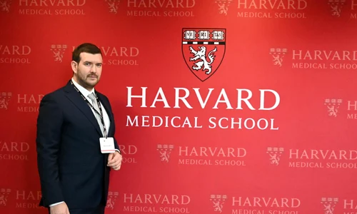 Alexandru Nechifor, prezent la summitul internațional HealthLINK, organizat pe campusul Harvard Medical School din Boston