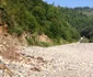 Continua lucrarile la barajul din Corbesti