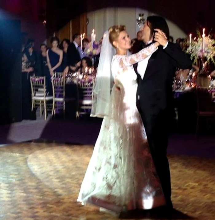 Prezentatoarea TV și-a amintit recent cu drag de ziua nunții sale