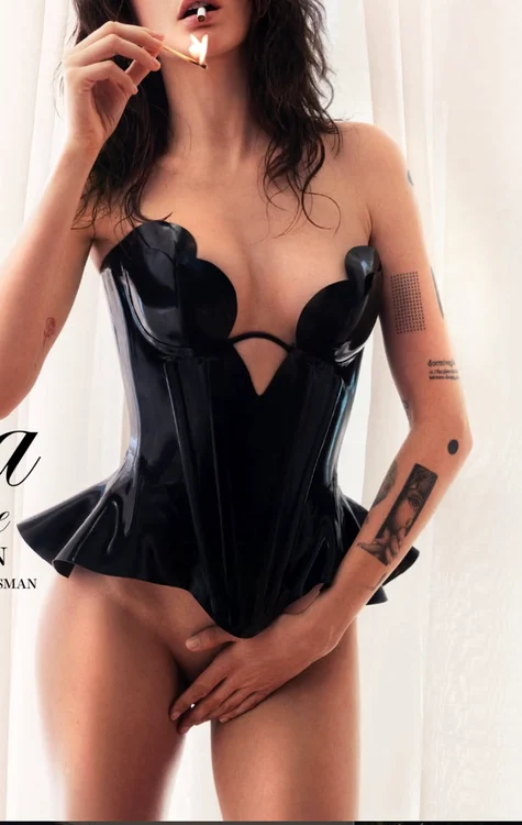 Cara Delevingne Playboy (1) png