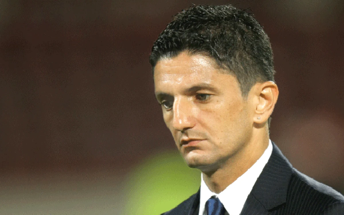 Răzvan Lucescu antrenază pe Al Jaish din iunie 2012