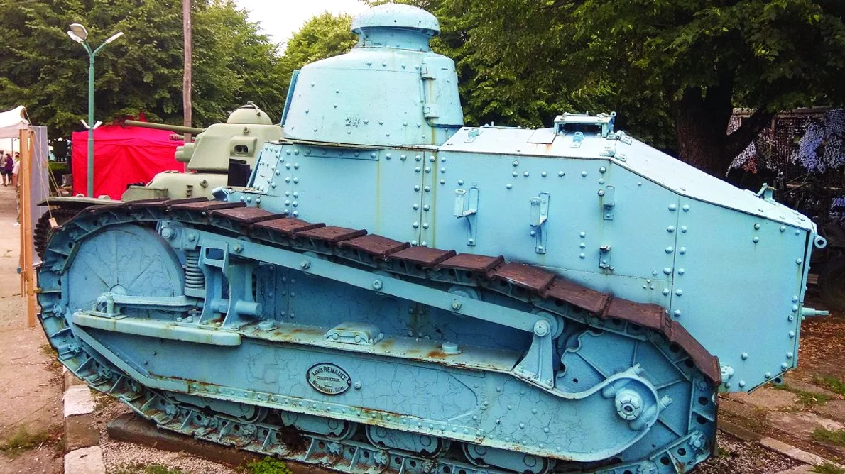 Renault FT 17, primul tanc din dotarea Armatei Române jpeg