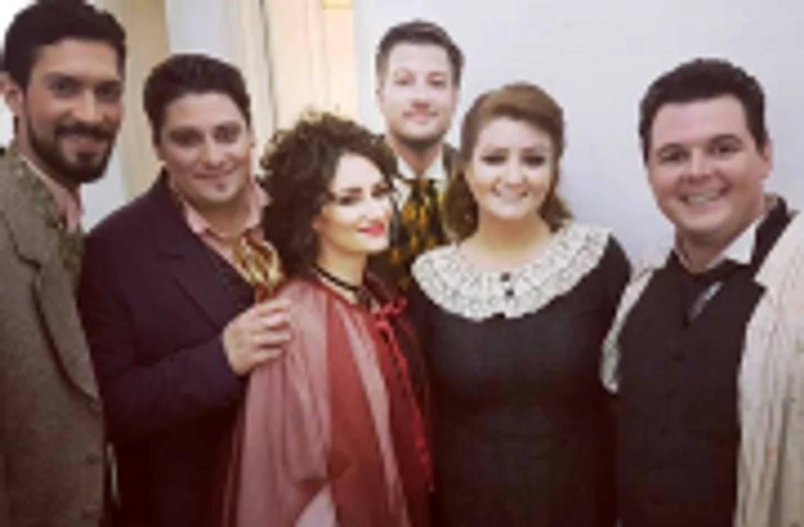 După spectacolul „Boema” - Filip Panait, Alin Stoica, Veronica Anuşca, Sandor Csaba, Bianca Mărgean, Daniel Pop