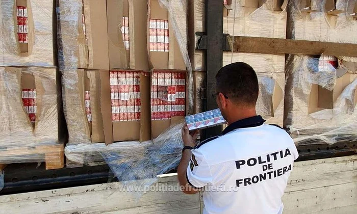 Țigări de contrabandă, la frontierele României. FOTO Poliția de Frontieră