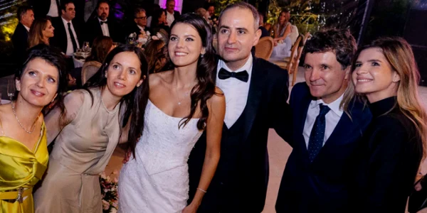 nicusor dan la nunta lui Nazare captuta instagram anamafria geana png